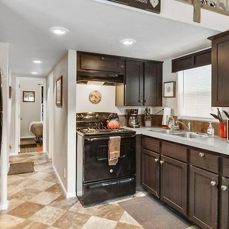 Cozy Tiny Home Steps Away From Mt. Rainier Ashford Eksteriør billede